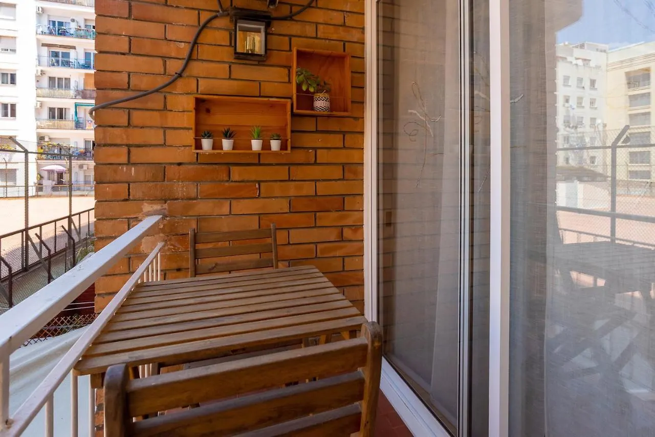 Apartment Sunny Beachside Haven 2 Bd In The Marina District Barcelona