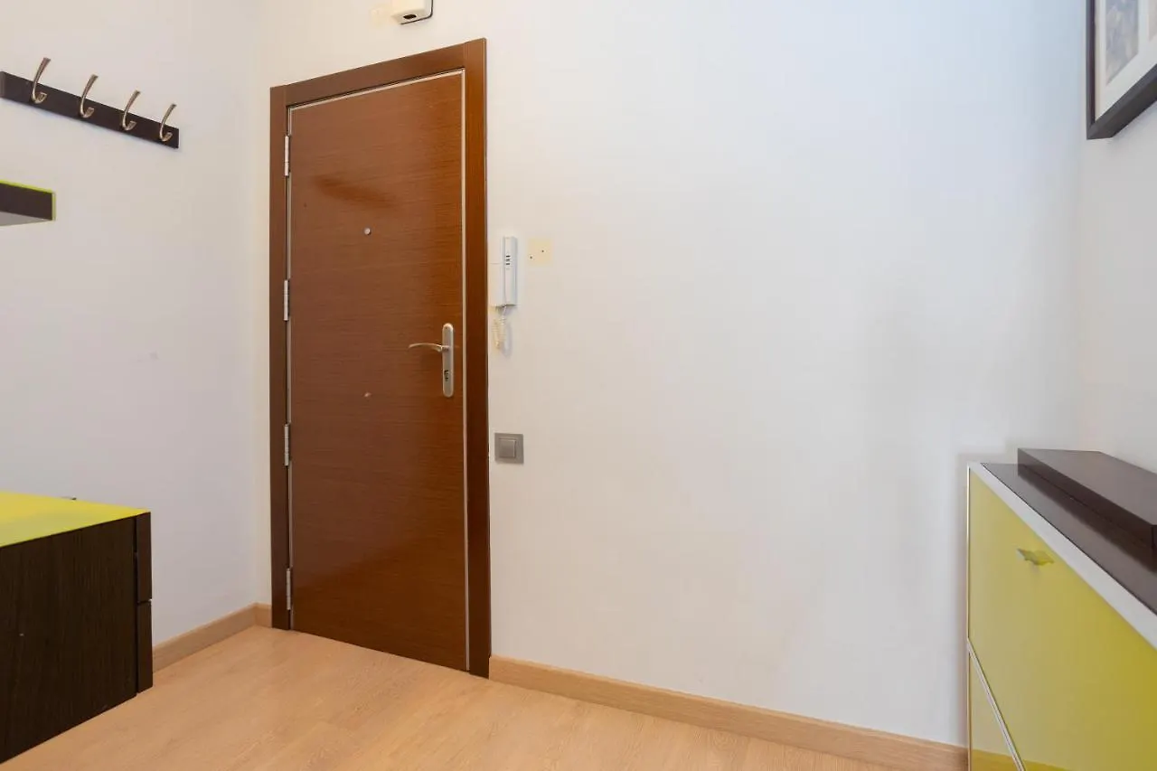 Sunny Beachside Haven 2 Bd In The Marina District Barcelona 0*,